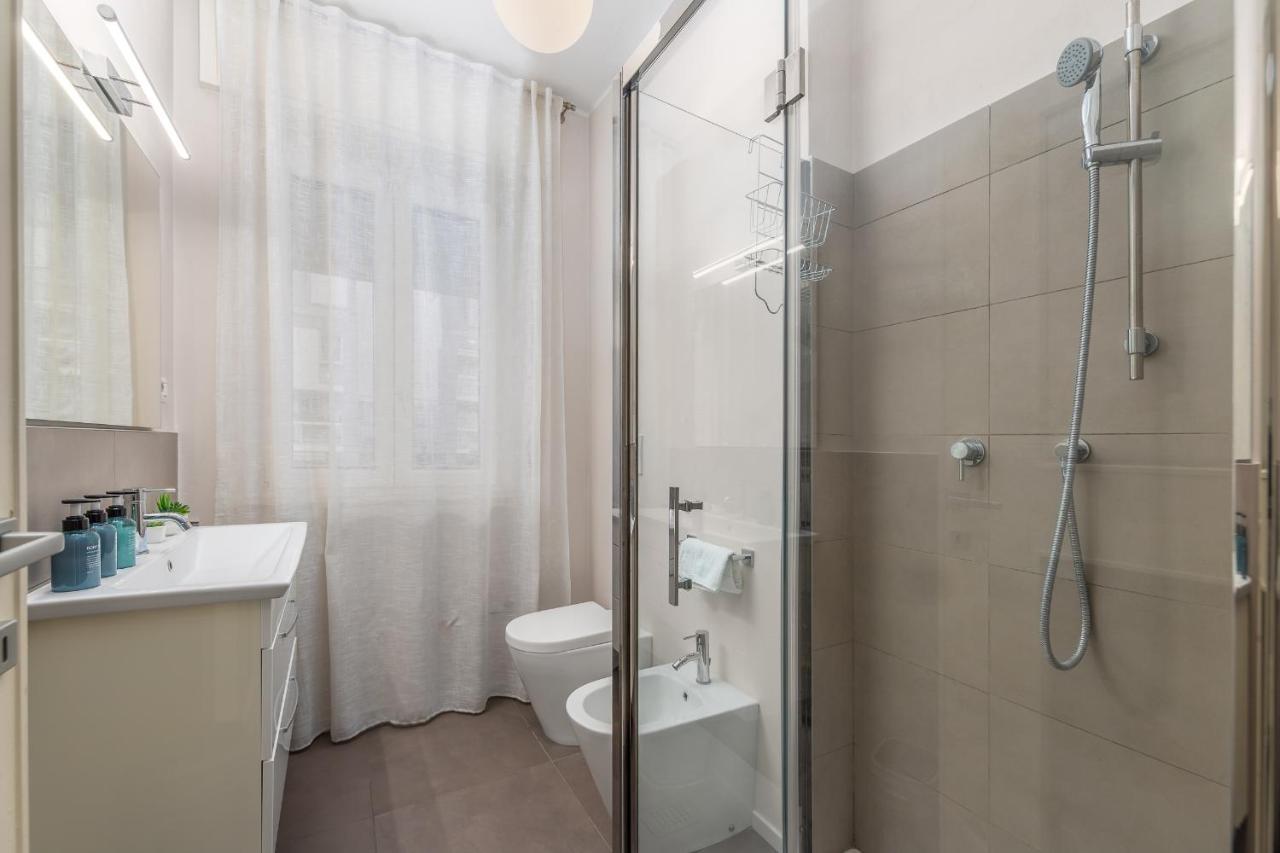 Niguarda-zara Xxl Home,two Balconies,wifi,family * Mailand